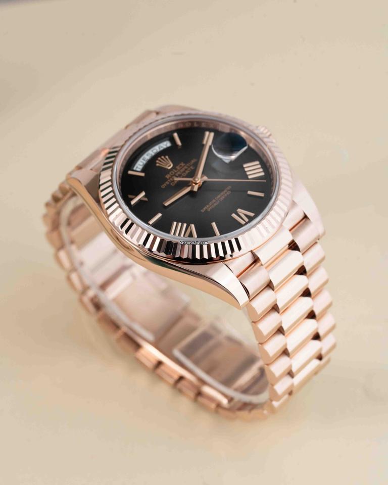 Rolex | Day-Date | 228235 | Rose gold | 40 mm | Grey | Automatic