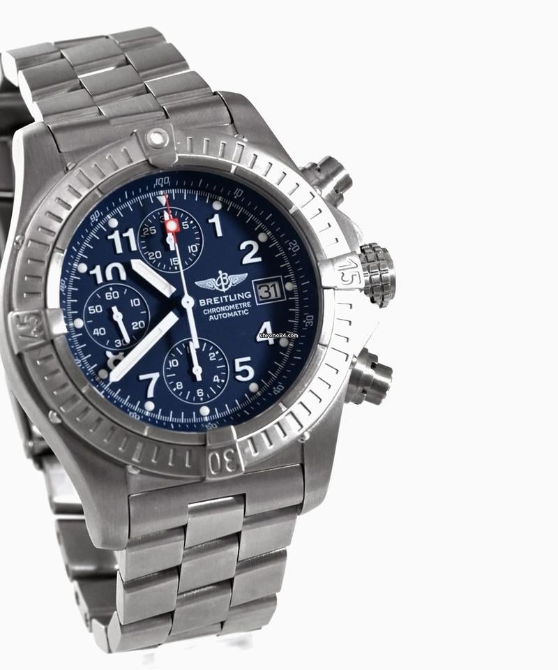 Breitling Avenger Chronograph Ref. E13360 (NOS)
