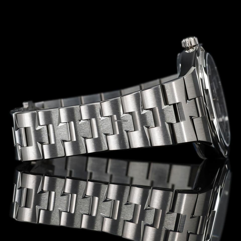 Vacheron Constantin Overseas