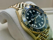 Rolex | GMT-Master II | 126718GRNR | Yellow gold | 40 mm | Black | Automatic