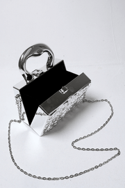 Crater Surface Clutch