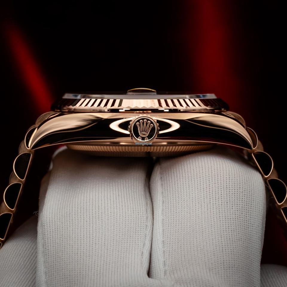 Rolex | Day-Date | 128235 | Rose gold | 36 mm | Rose gold | Blue | Automatic
