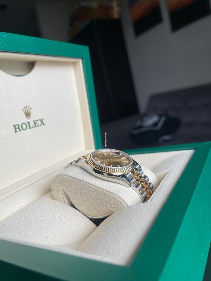 Rolex | Datejust | 126233 | Yellow gold | 36 mm | Gold/Steel | Champagne | Automatic
