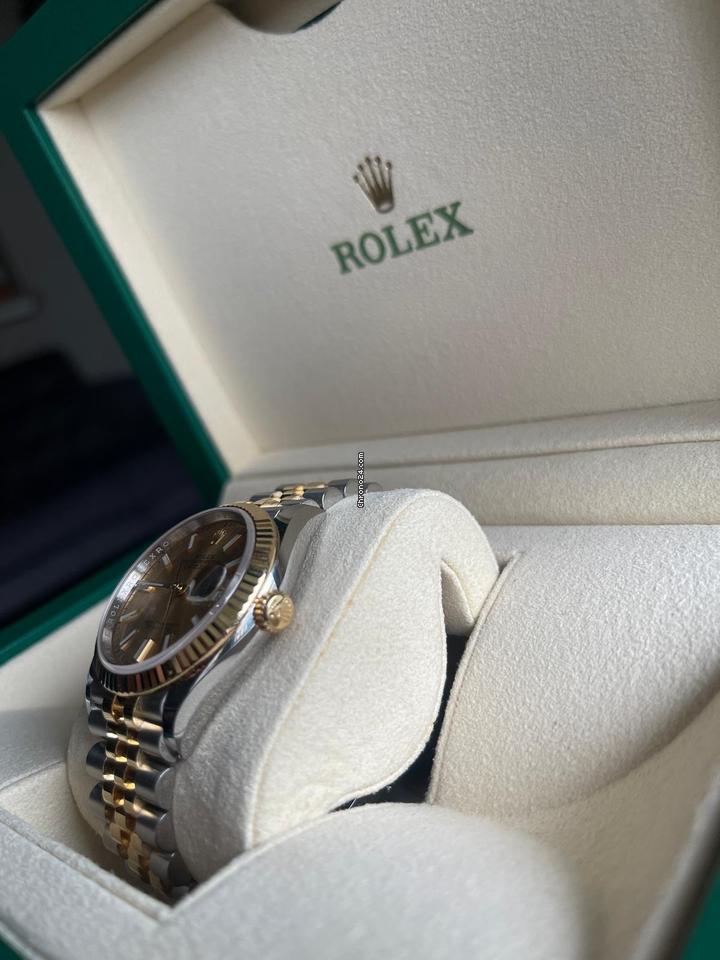 Rolex | Datejust | 126233 | Yellow gold | 36 mm | Gold/Steel | Champagne | Automatic