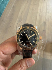 Omega Seamaster Planet Ocean18 K Gold – Full Set – Sealed