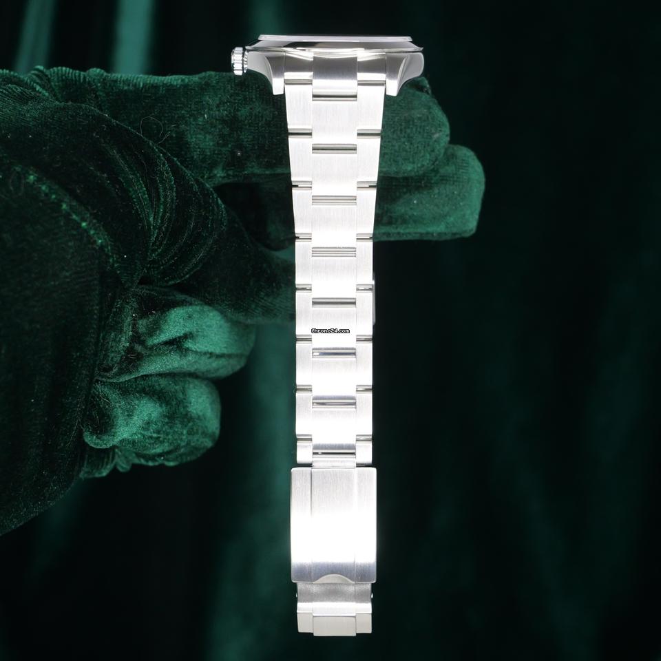 Rolex | Explorer | 214270 | Steel | 39 mm | Steel | Black | Automatic