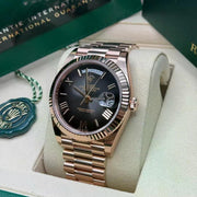 Rolex | Day-Date | 228235 | Rose gold | 40 mm | Rose gold | Silver (solid) | Automatic