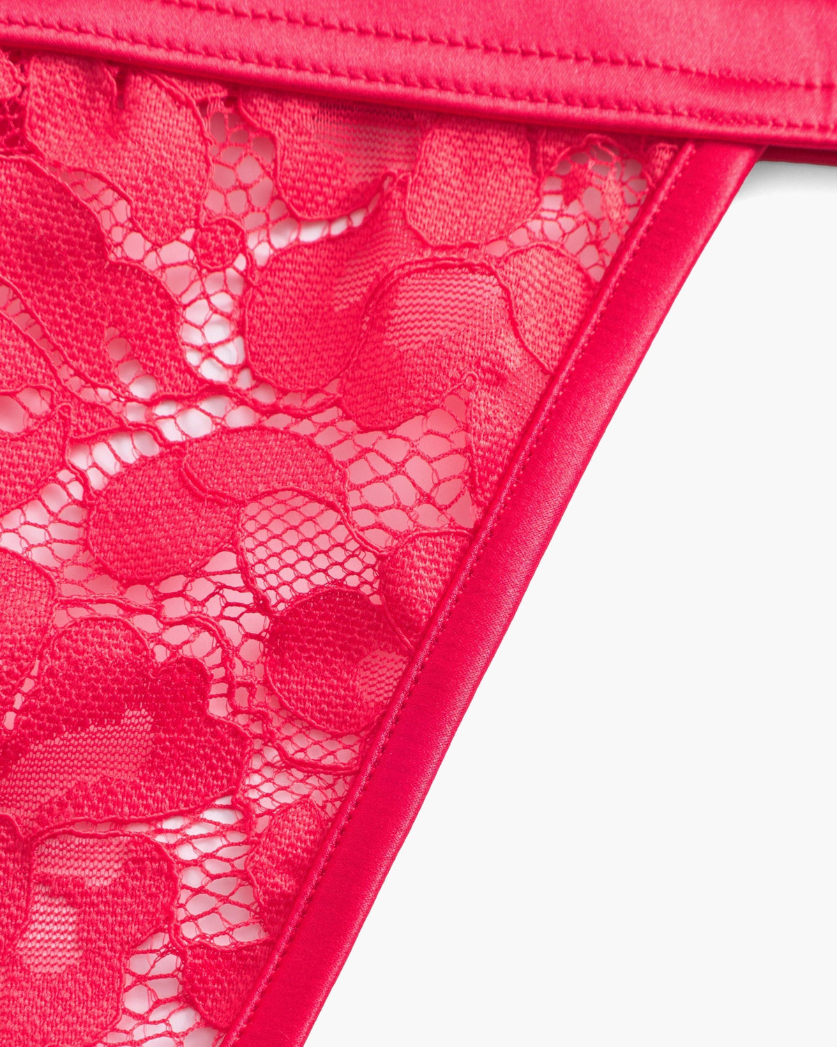 String - Braguita Tipo Bikini