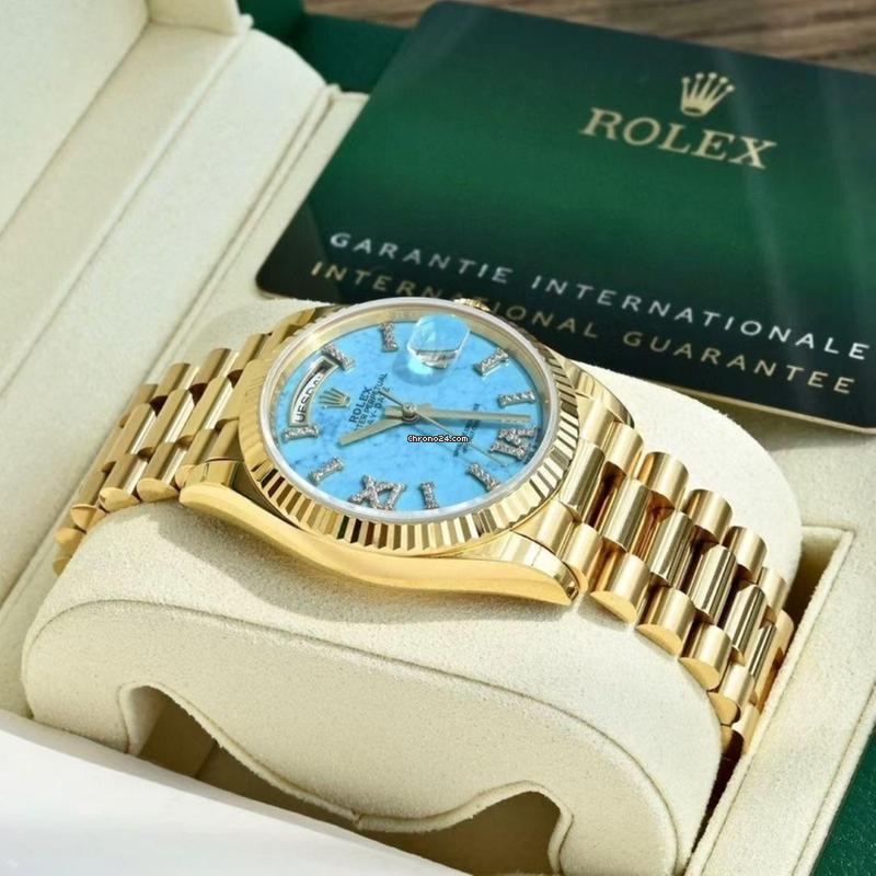 Rolex | Day-Date | 128238 | Yellow gold | 36 x 43 mm | Yellow gold | Blue | Automatic