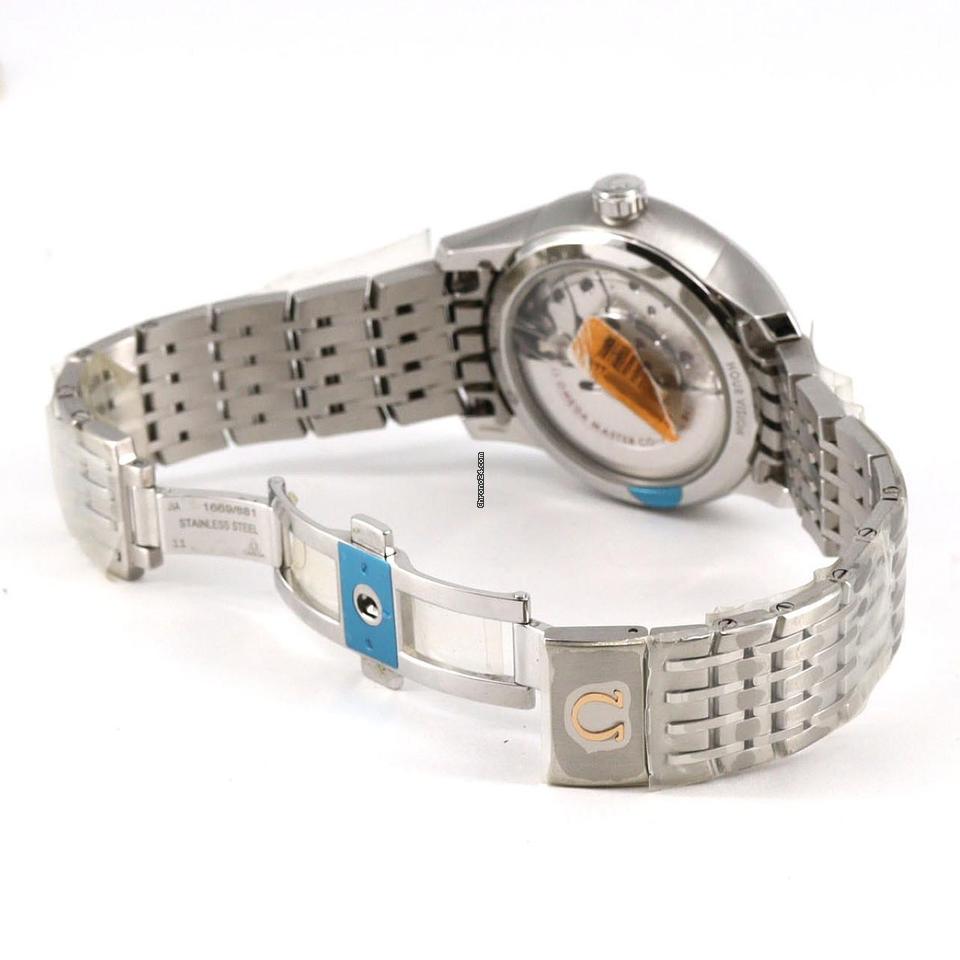 Omega De Ville
