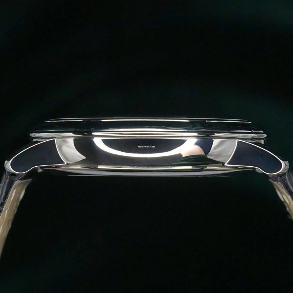 Omega De Ville