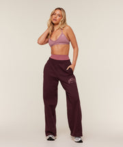 Gymshark Collegiate Graphic Straight Leg Jogger - GS Rich Maroon