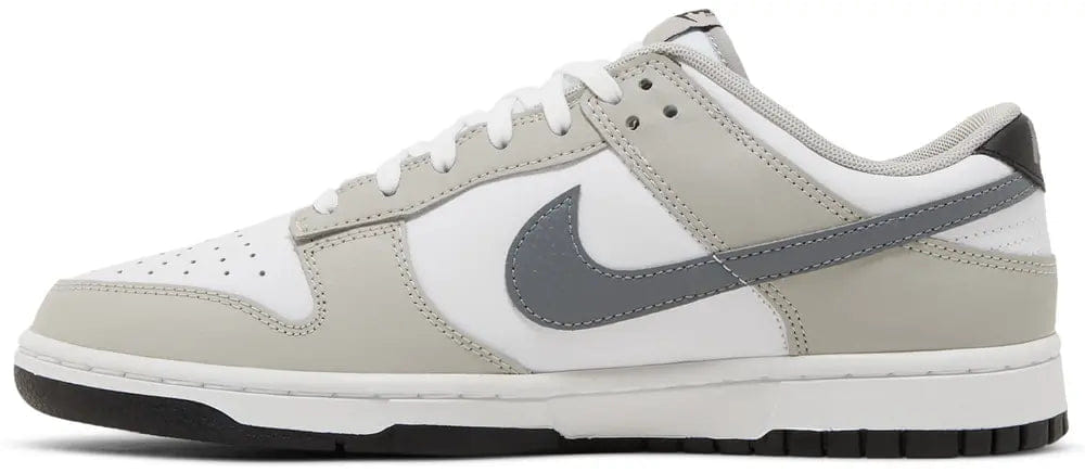 DUNK LOW SPRAY PAINT SWOOSH