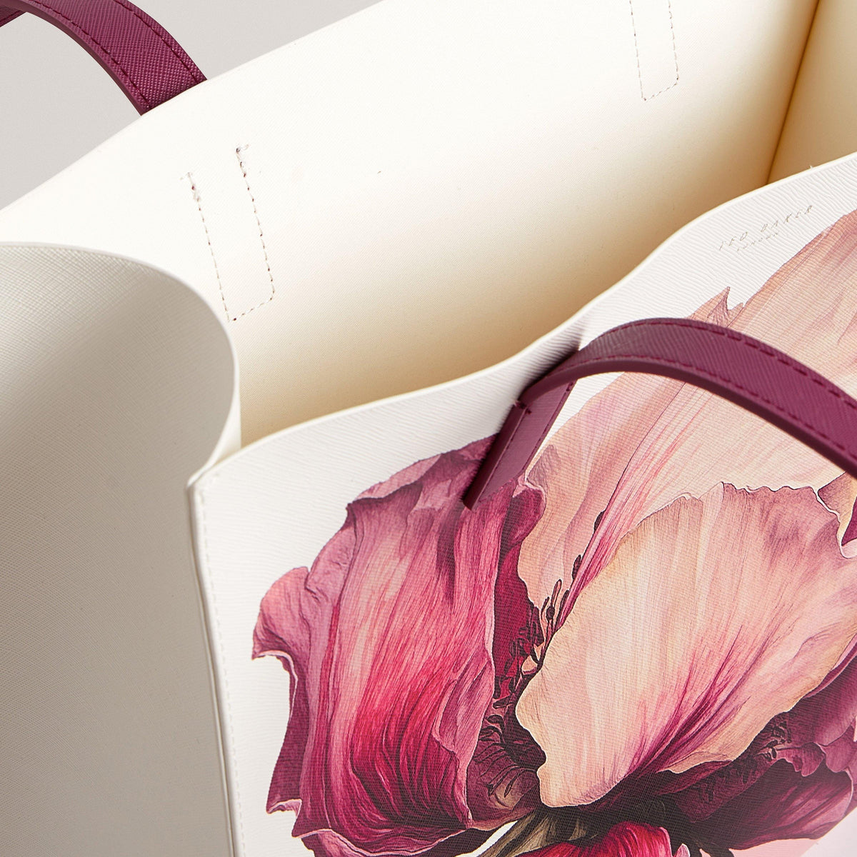 Ted Floral Medium Icon Tote Bag
