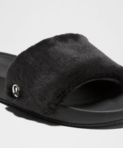 Lululemon Women's Restfeel Faux Fur Slide