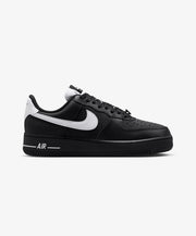 Nike | AIR FORCE 1 '07 SE { BLACK/WHITE - METALLIC SILVER