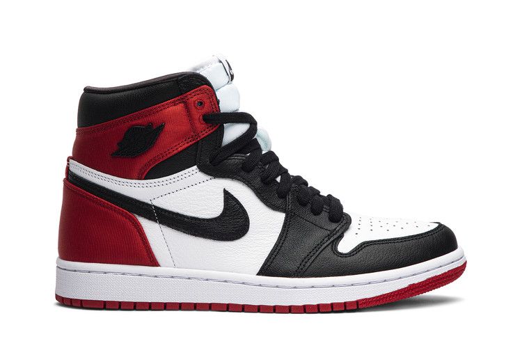 Wmns Air Jordan 1 Retro High Satin Black Toe