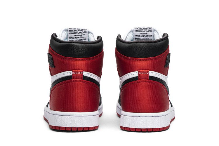 Wmns Air Jordan 1 Retro High Satin Black Toe