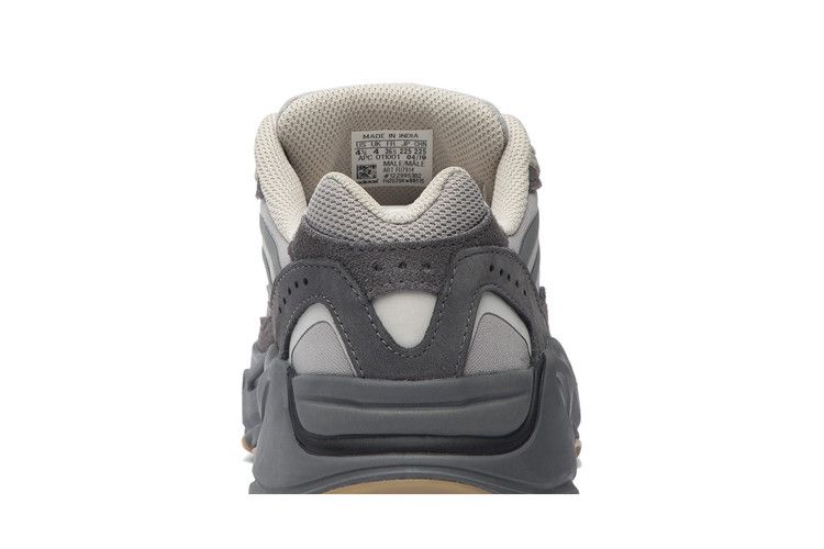 Yeezy 700 Tephra