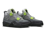 Air Jordan 4 Retro SE Neon 95