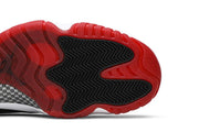 Air Jordan 11 Retro Low ConcordBred