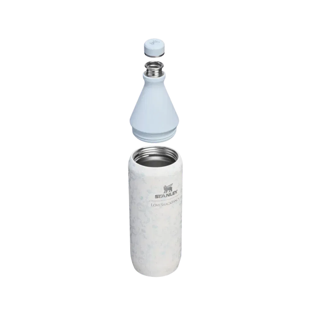 Stanley Stanley 1913 x LoveShackFancy Holiday All Day Slim Bottle | 34 OZ Coquette Bow Winter Ice Coquette Bow Winter Ice