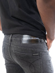 Calvin Klein Jeans Visual Washed Black Cotton Slim Fit Jeans (30)