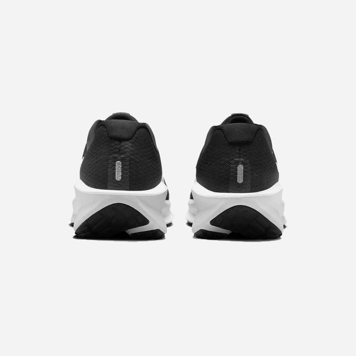 Nike Downshifter 13 Black/White/Dk Smoke Grey