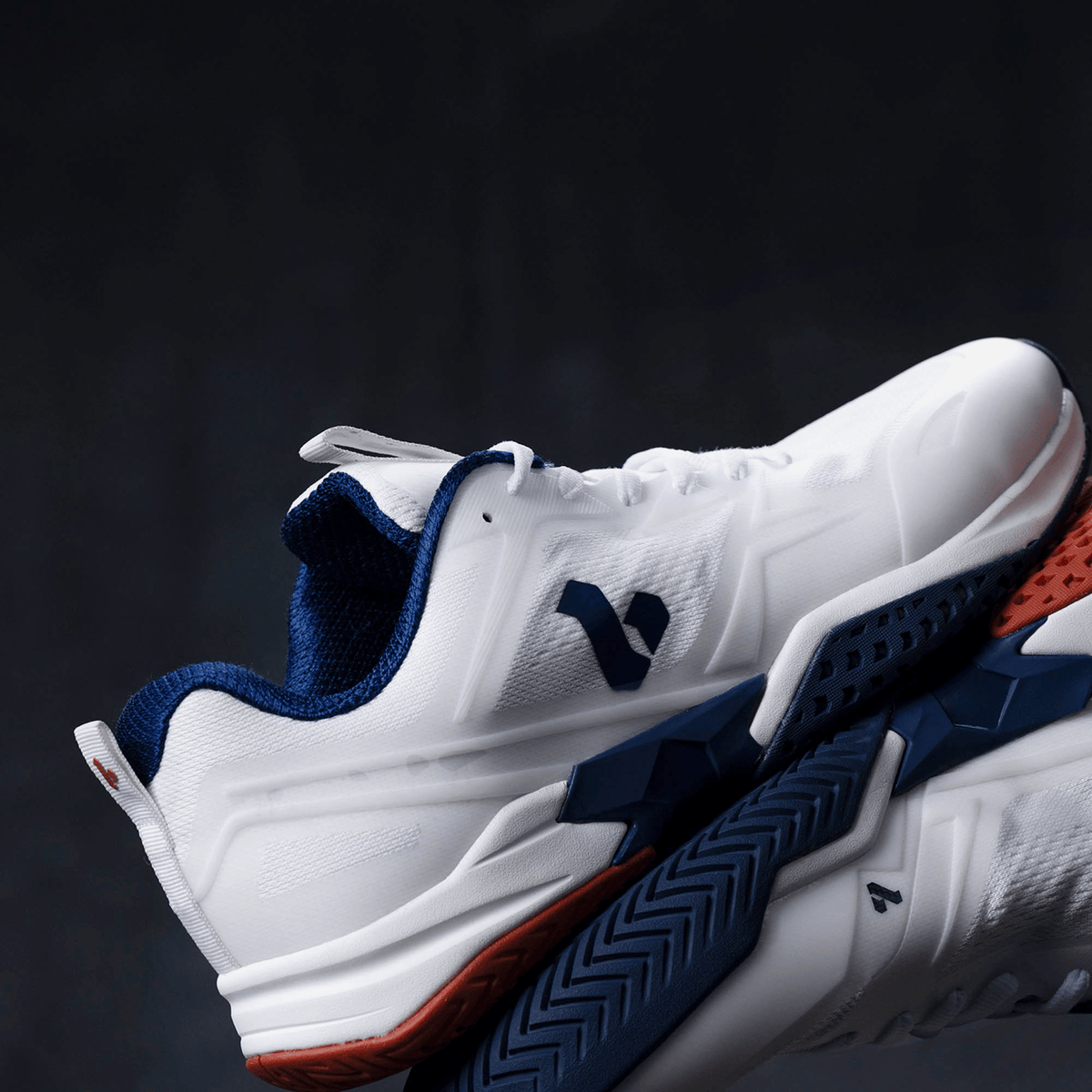 Built Court Shoe V1 White/Blue