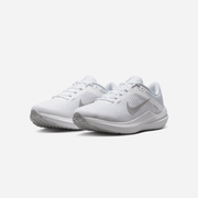 Nike Air Winflo 10 White Pure Platinum Metallic Silver WMNS