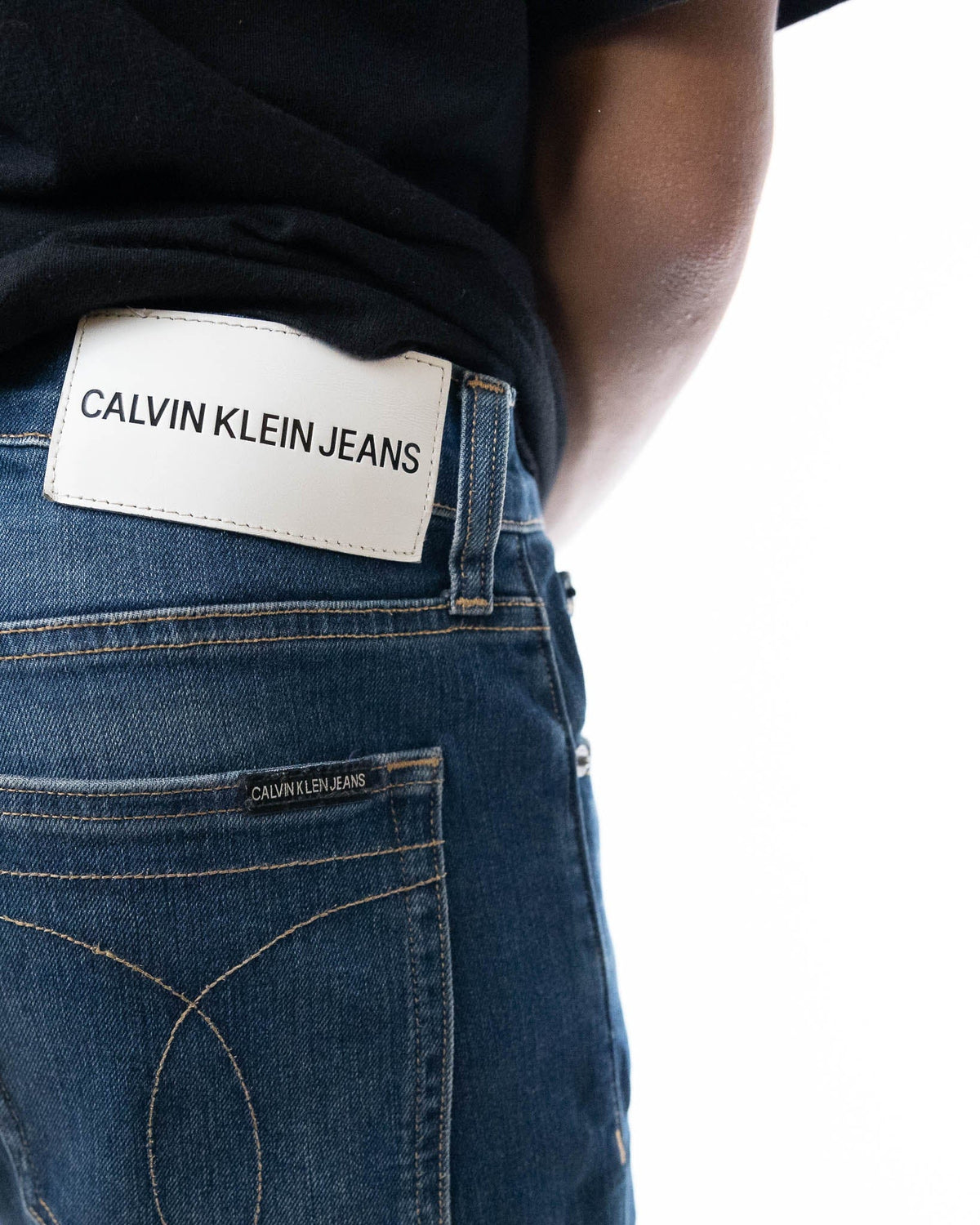 Calvin Klein Jeans Mid-Rise Denim Blue Slim Fit Jeans (30)