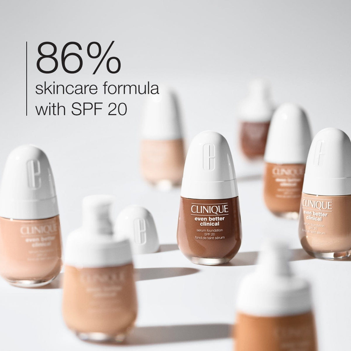 CLINIQUE Even Better Clinical Serum Foundation Broad Spectrum SPF 20 - WN 64 Butterscotch (30 ml) - CLINIQUE