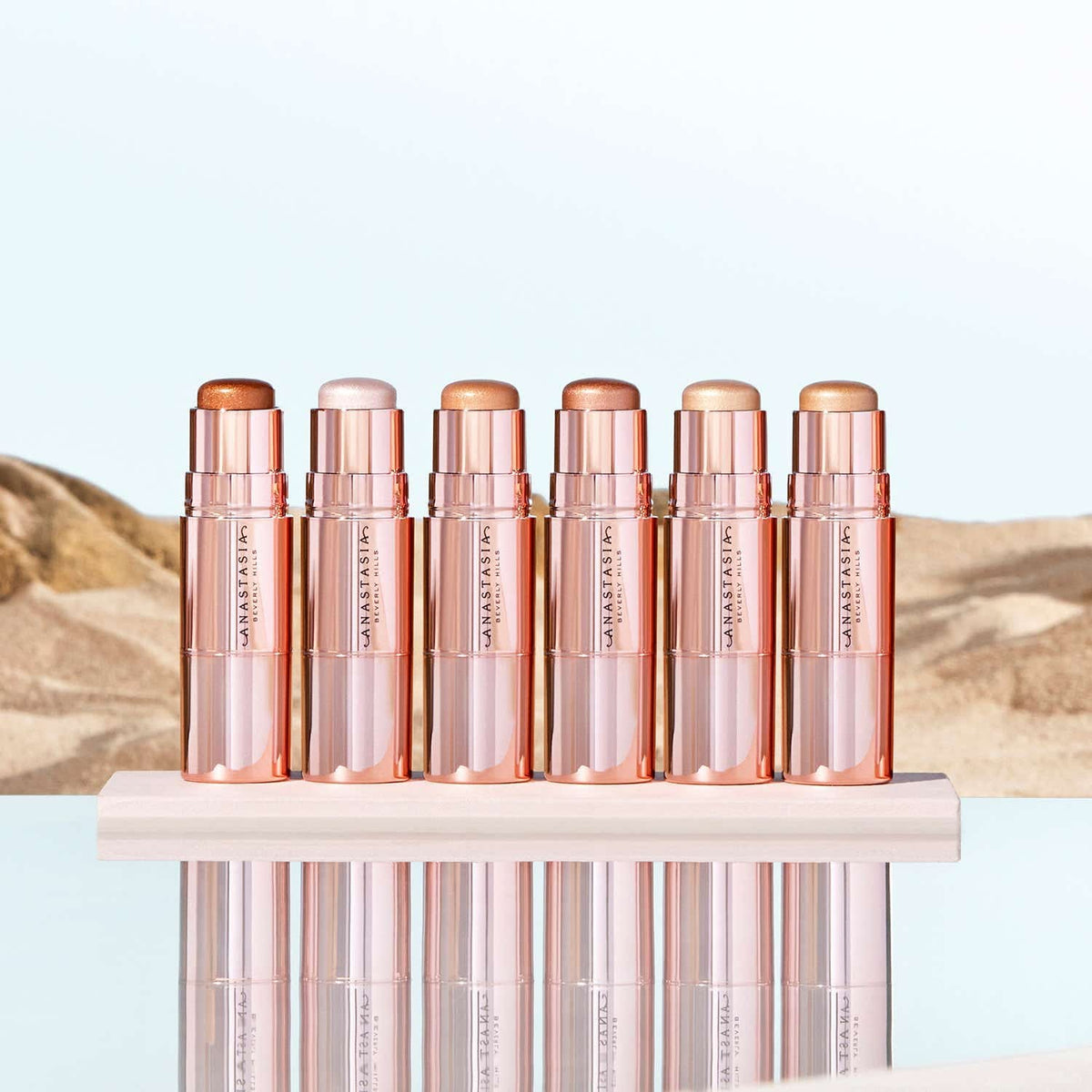 Anastasia Beverly Hills Stick Highlighter - Iced Out (8 g) - Anastasia Beverly Hills