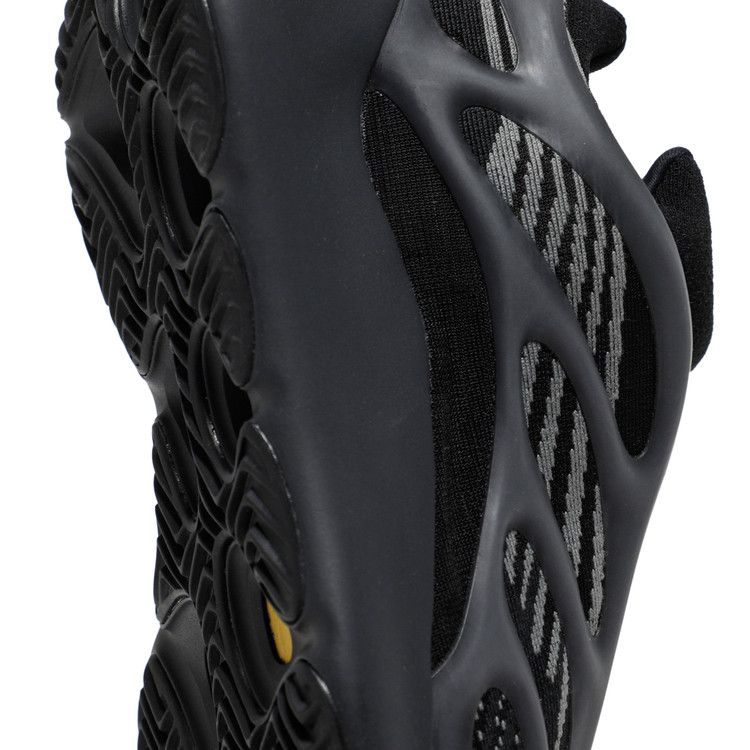 Yeezy 700 V3 Alvah