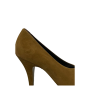 With Heel Brown