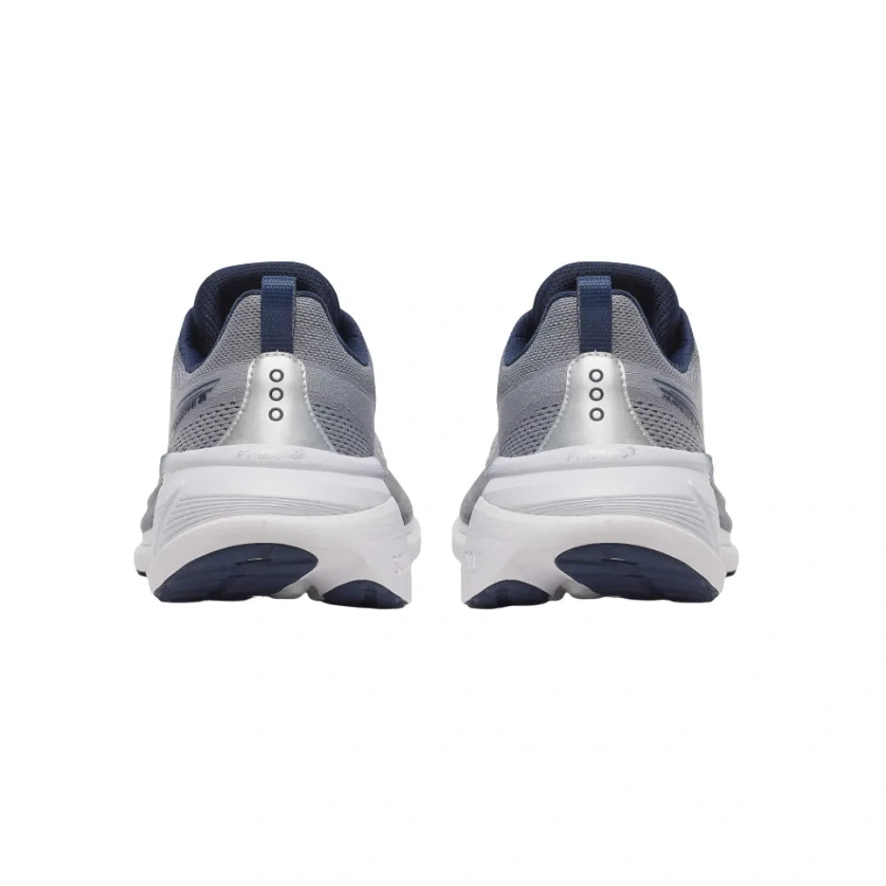 Saucony