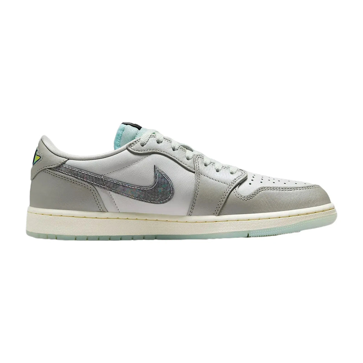 Air Jordan 1 Retro Low LNY
