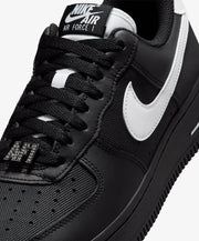 Nike | AIR FORCE 1 '07 SE { BLACK/WHITE - METALLIC SILVER
