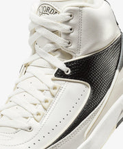 Air Jordan Jordan | AIR JORDAN 2 RETRO { SAIL/COCONUT MILK - BLACK
