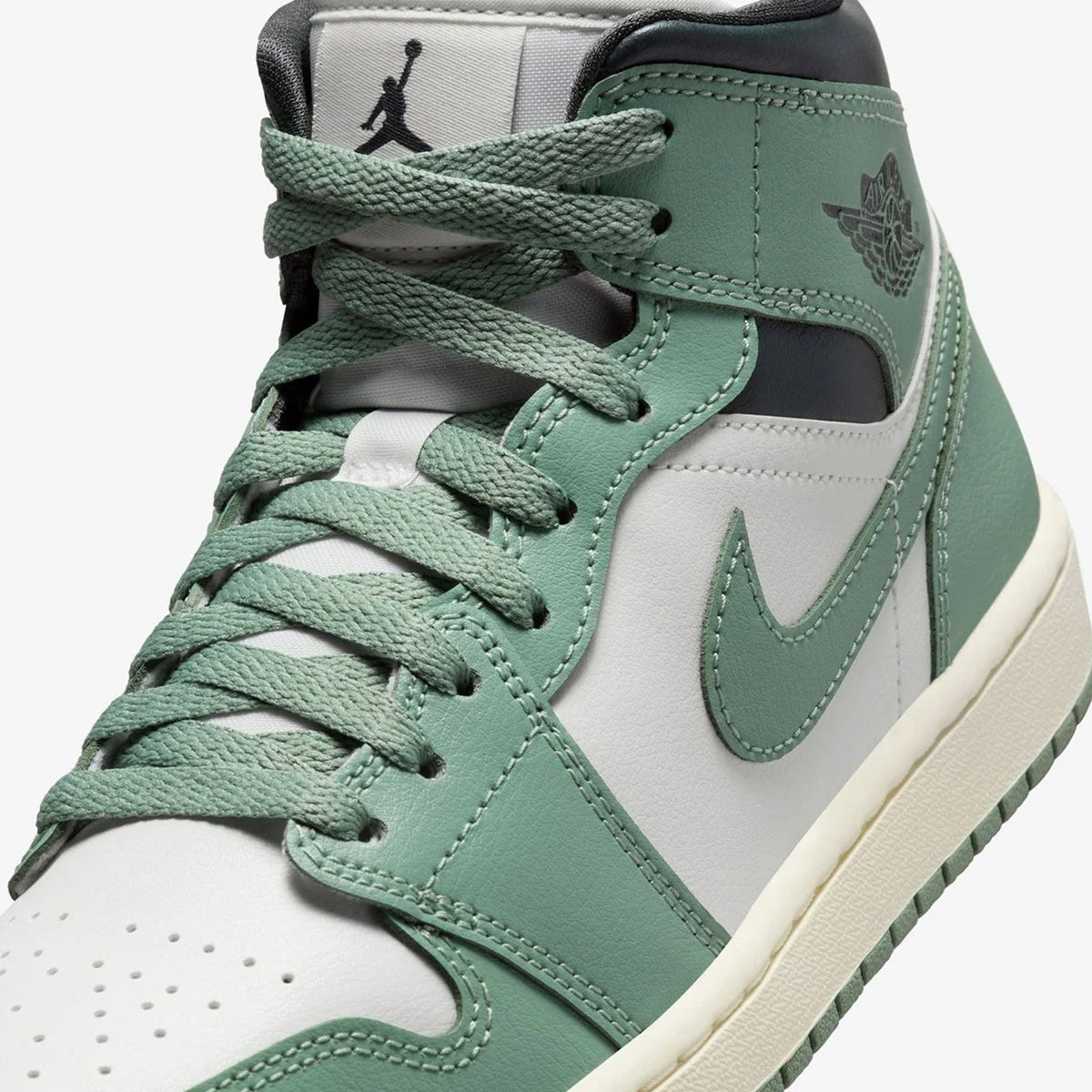 Air Jordan Jordan | AIR JORDAN 1 MID { SAIL/JADE SMOKE - ANTHRACITE