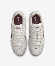 NIKE | P - 6000 { COLLEGE GREY/BURGUNDY CRUSH - VAST GREY