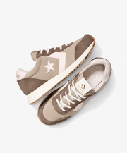 CONVERSE | OMEGA TRAINER { VINTAGE CARGO/SHY FLAMINGO