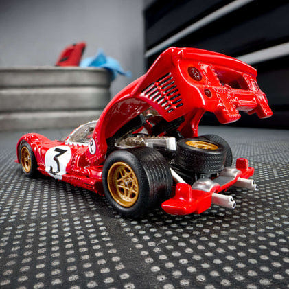 Ferrari Hotwheels elite 64 1967 ferrari 330 p4 imported premium rlc 1:64 Scale (with protector)JCP47