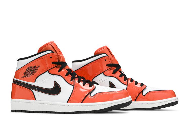 Air Jordan 1 Mid SE Turf Orange