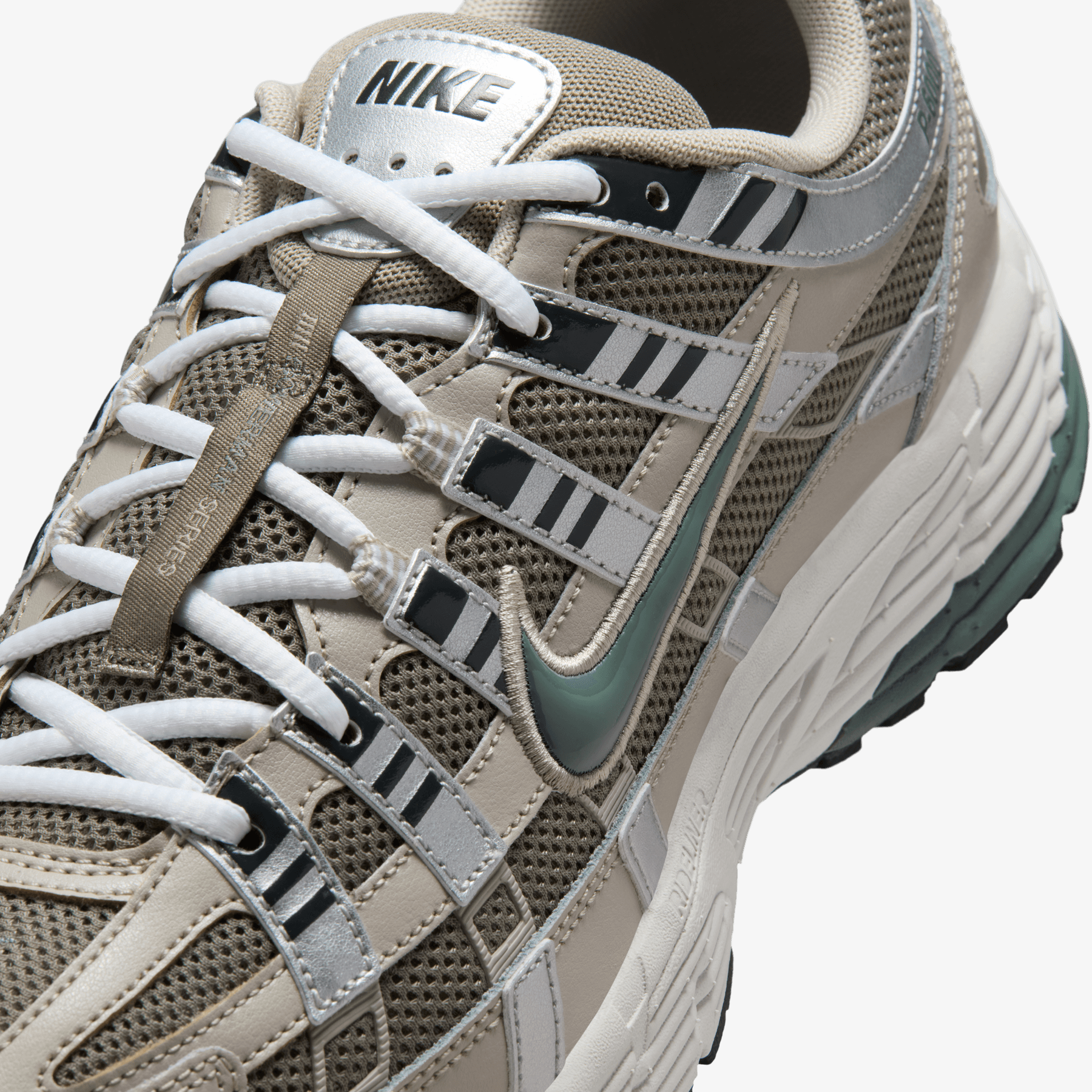 NIKE P-6000 { CREAM II/CLAY GREEN-ANTHRACITE