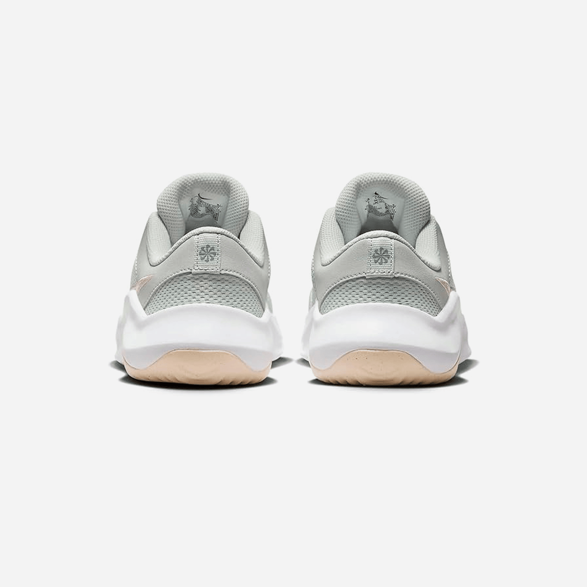 Nike Legend Essential 3 Next Nature Light Silver/Mica Green/Guava Ice WMNS