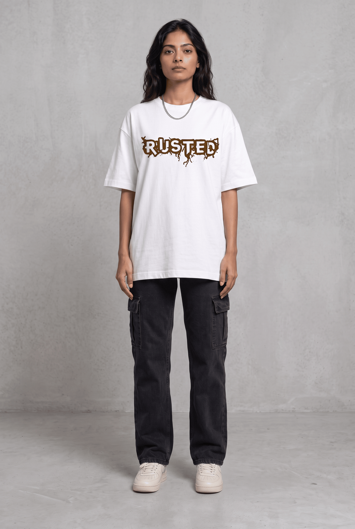 GRENADE WHITE WOMEN’S OVERSIZED T-SHIRT