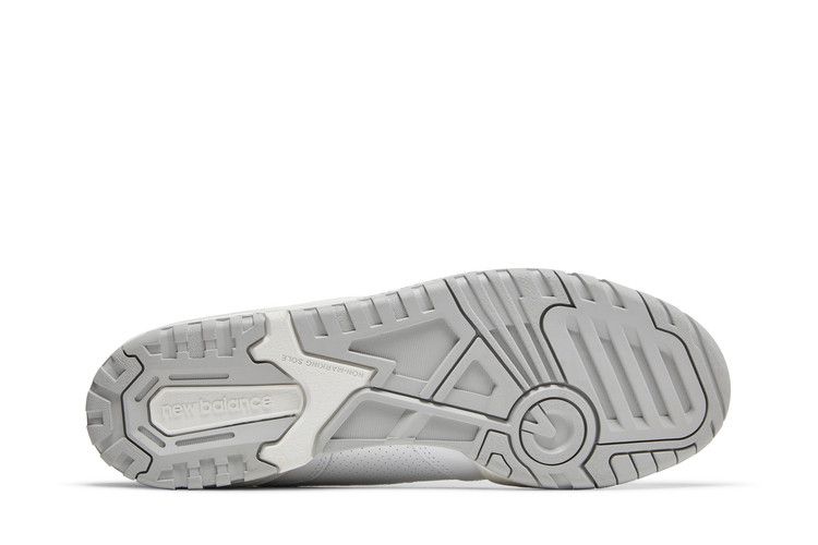 550 White Grey