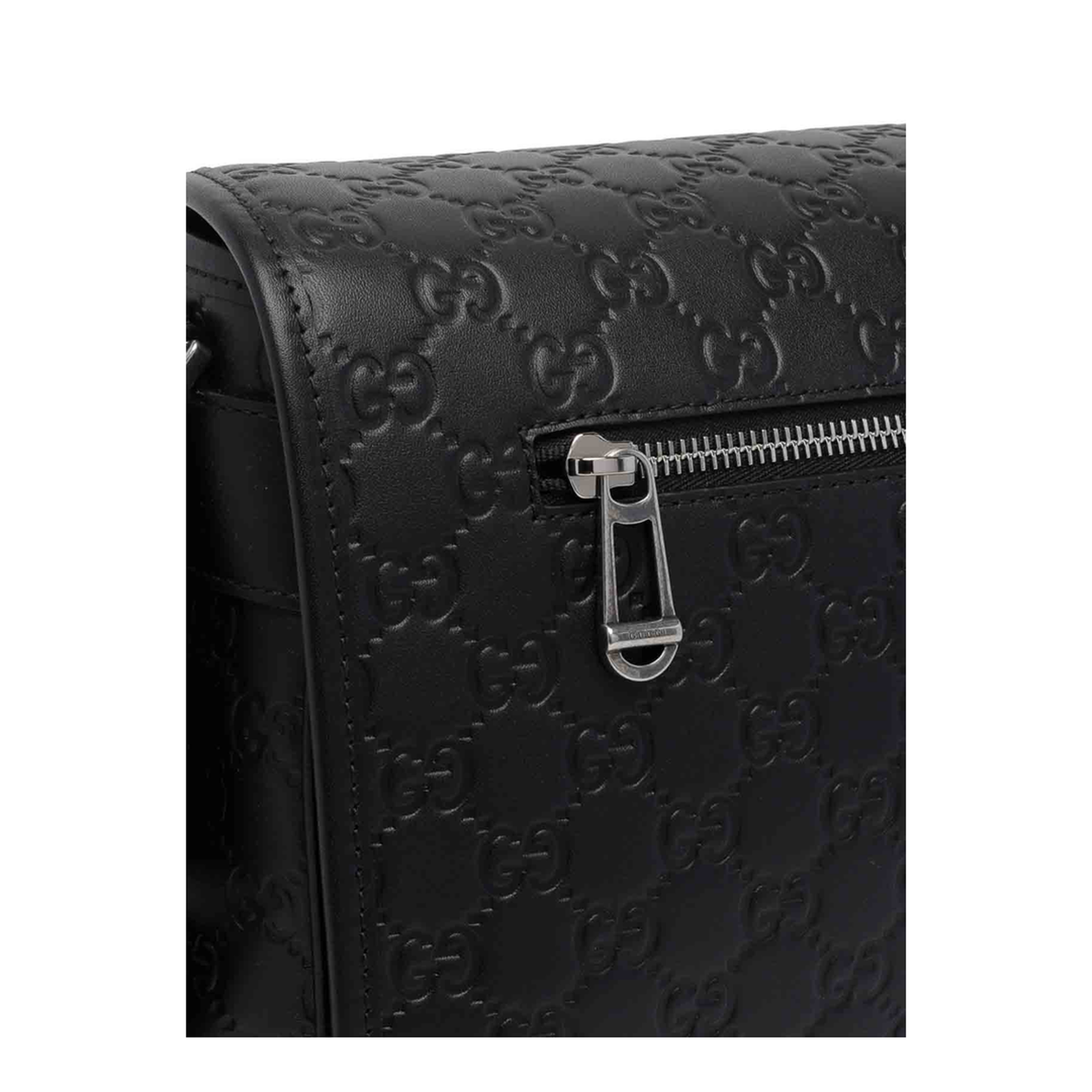 GG Emblem Medium Smooth Leather Crossbody - Black