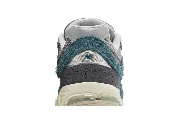 New Balance 2002R New Spruce Magnet